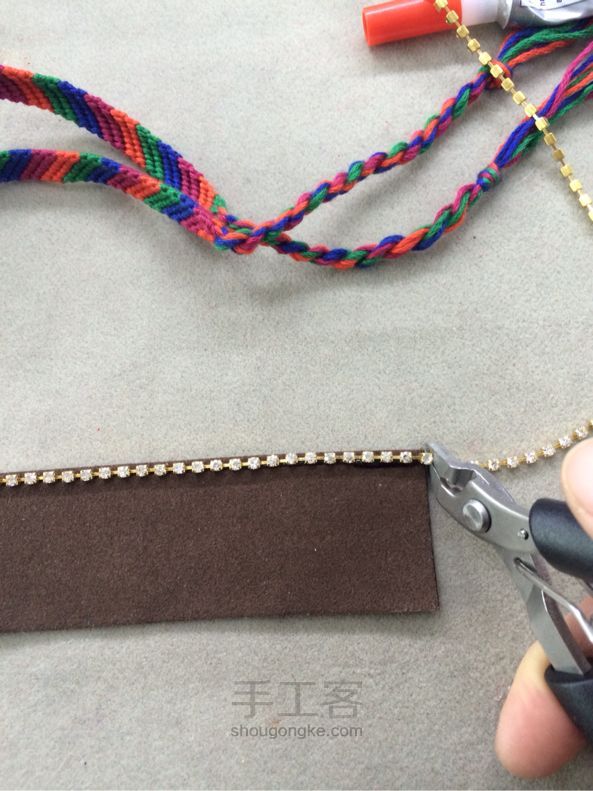 蒂哩哩编织手镯教程 第3步