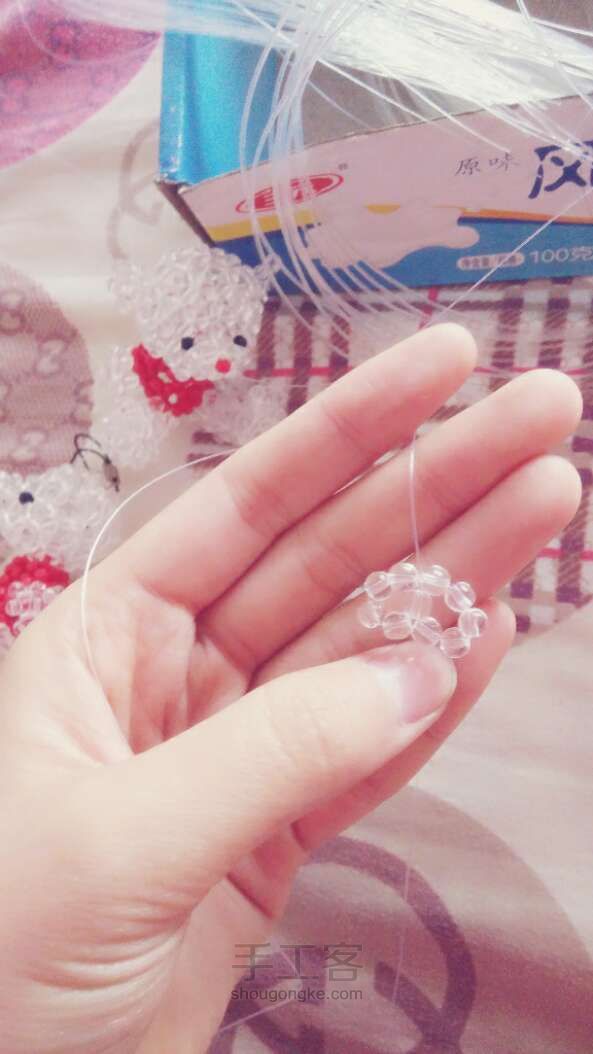 美美的串珠泰迪熊。 第8步