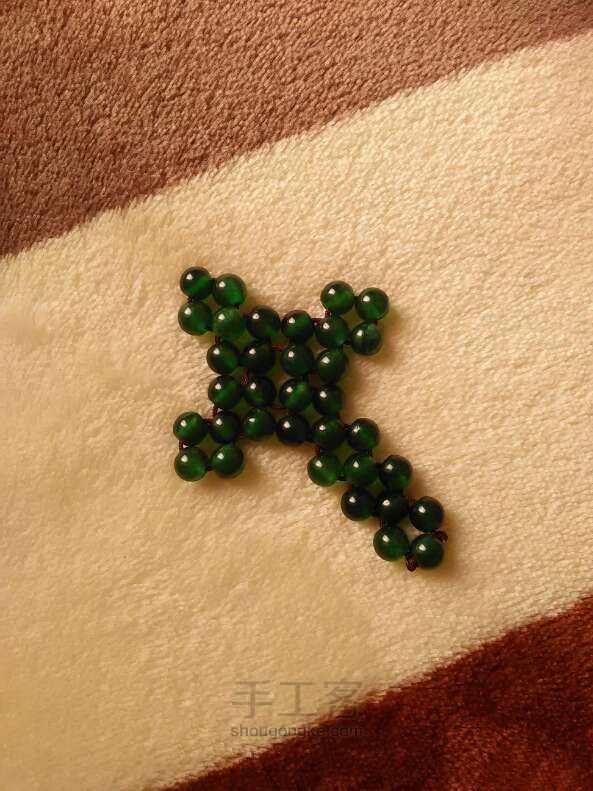 简单串珠十字架 第18步