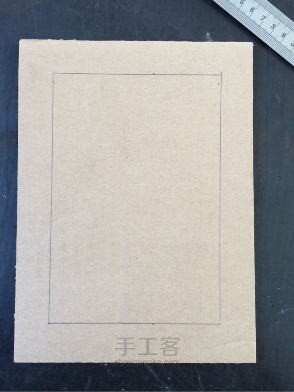 废物利用手工装饰画之相框制作教程 第2步