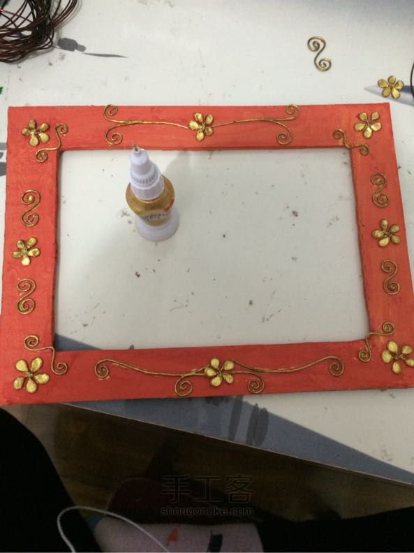 废物利用手工装饰画之相框制作教程 第12步