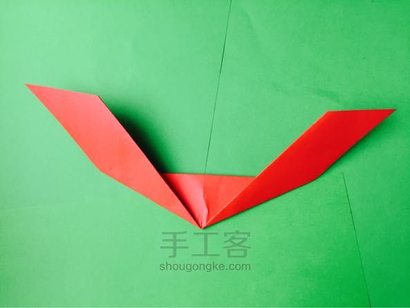 简单的爱心折纸制作教程 第6步