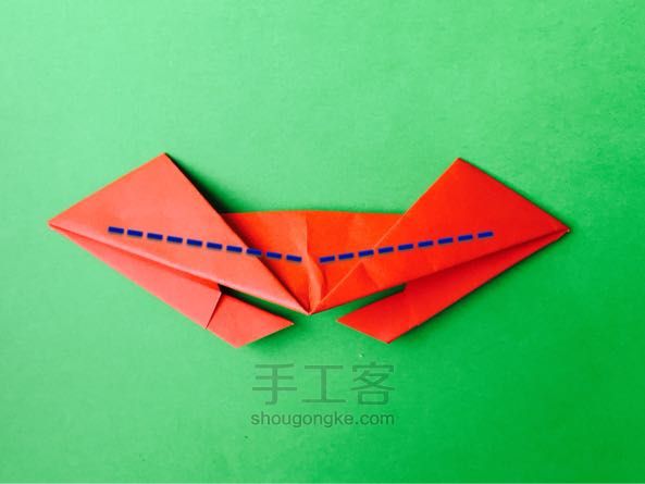 简单的爱心折纸制作教程 第12步