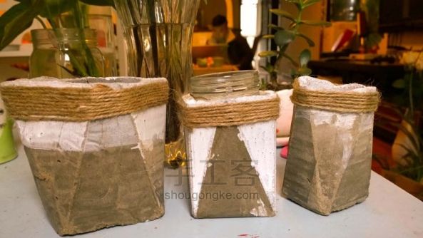 水泥花盆手工制作教程 第6步