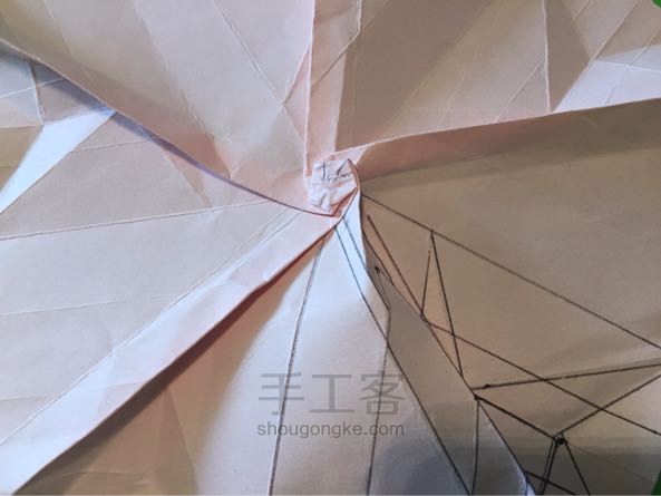 佐藤五瓣玫瑰折纸制作教程 第31步