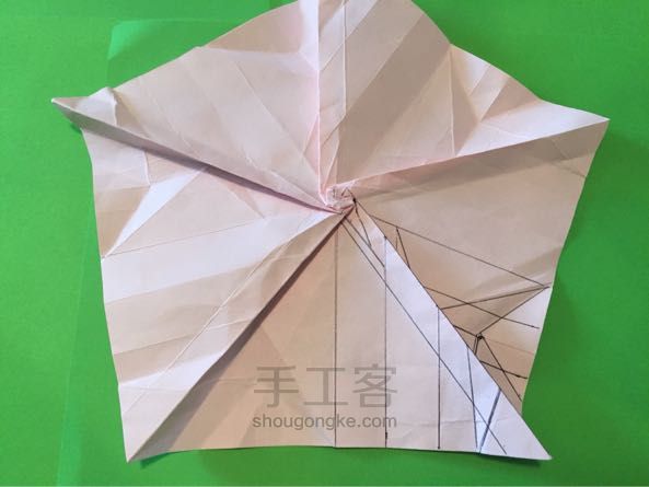 佐藤五瓣玫瑰折纸制作教程 第32步