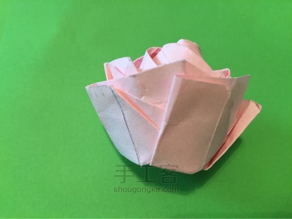 佐藤五瓣玫瑰折纸制作教程 第48步