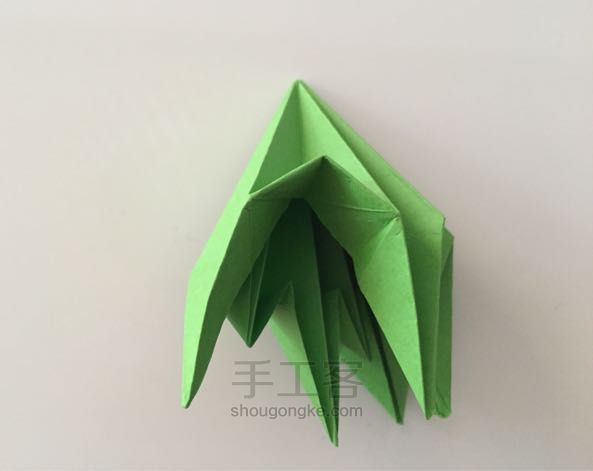 花萼折纸制作教程 第12步