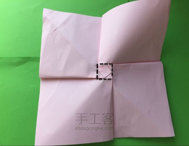 佐藤二重螺旋玫瑰折纸制作教程 第16步