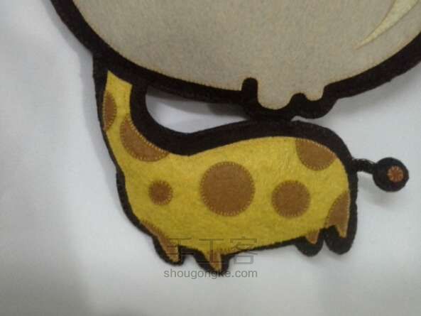 长颈鹿小背包制作教程 第7步