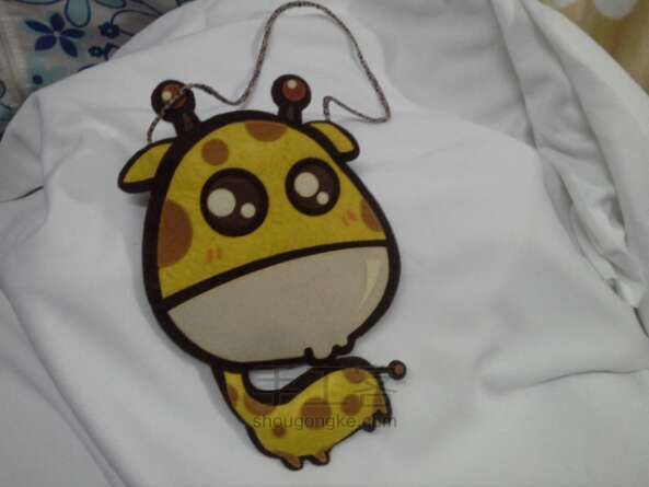 长颈鹿小背包制作教程 第8步