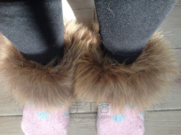 可爱袜套，冬天来了，帮自己的脚丫子装饰一下吧！ 第6步
