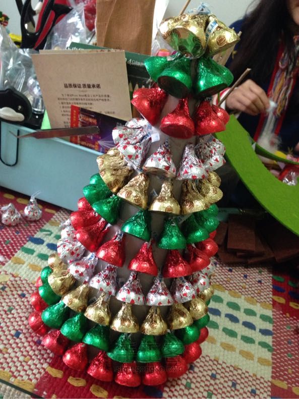 巧克力圣诞树！创意手工 第5步