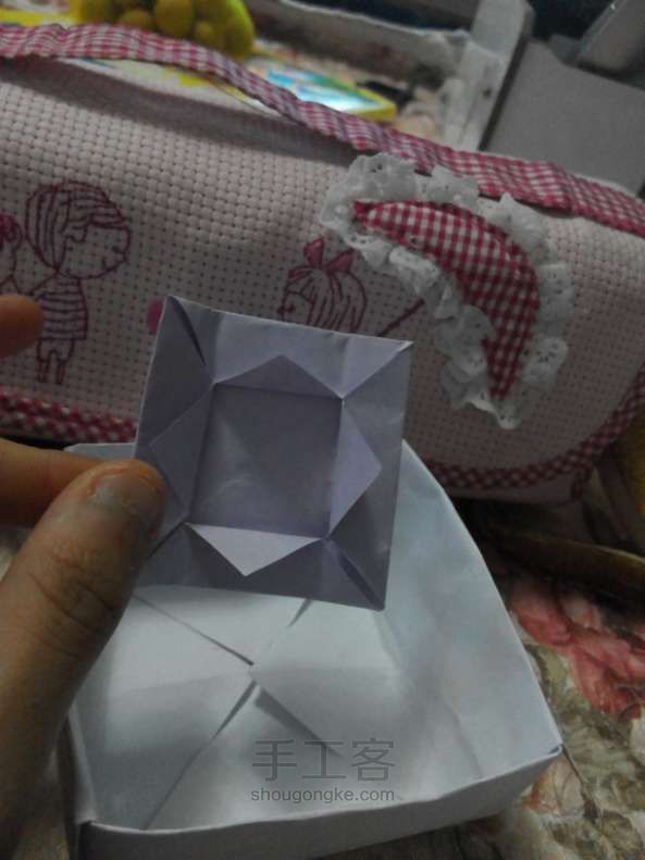 超简单垃圾桶折纸教程 第7步