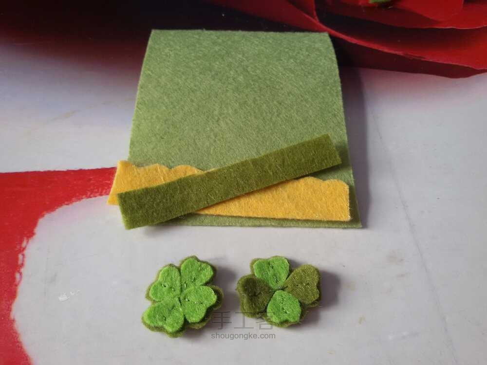 🎉不织布👼立体幸运草🍀卡套💝 第2步