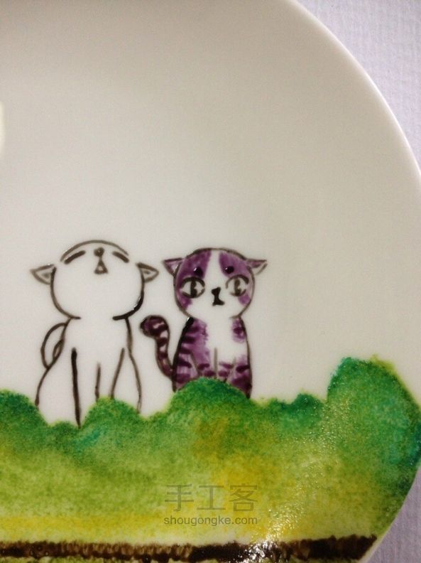 手绘骨瓷餐碟——“猫咪森林” 第12步