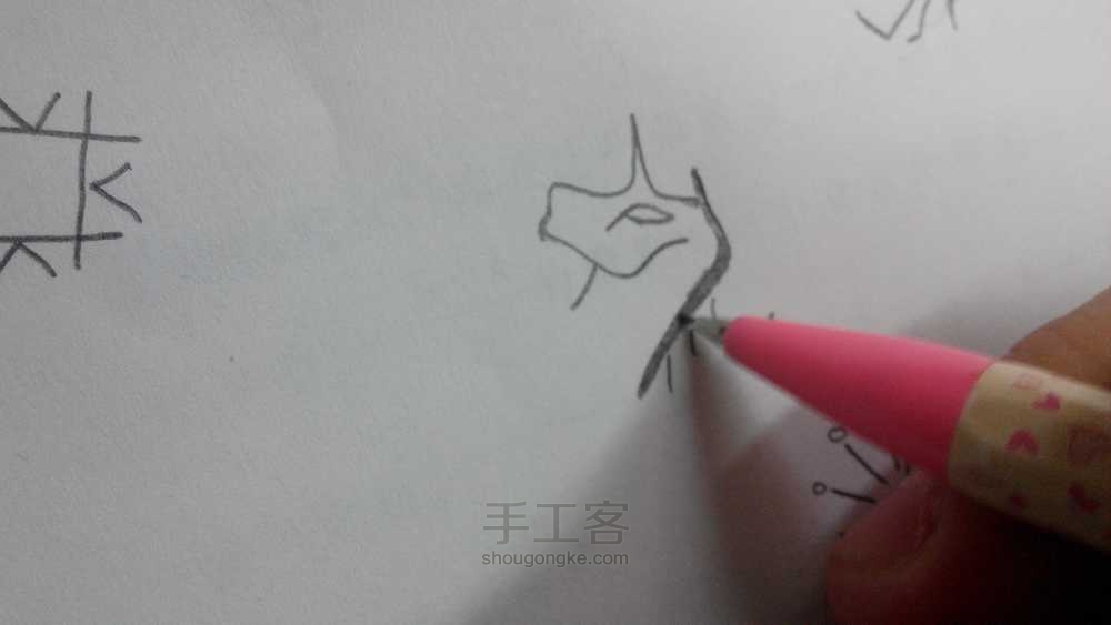 教画EXO的logo 第2步