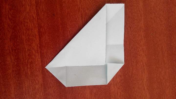 手工精致小盒子 折纸教程 第8步