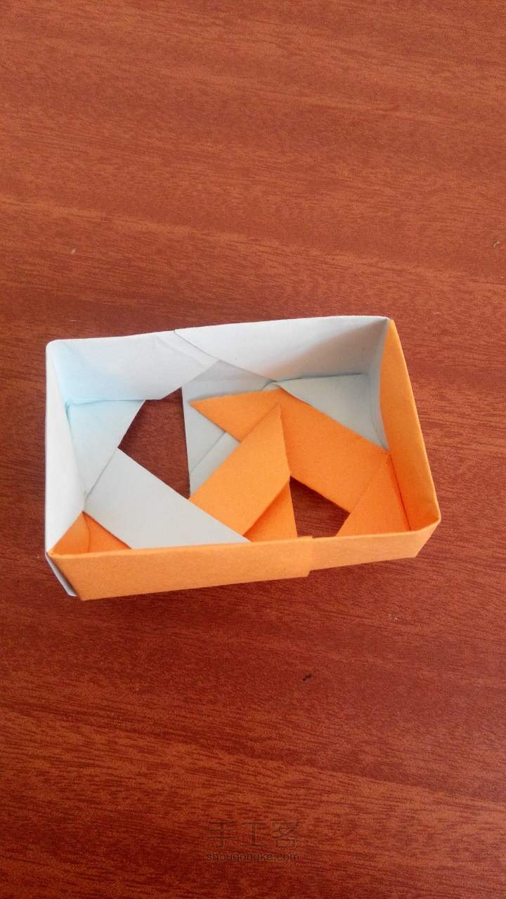 手工精致小盒子 折纸教程 第19步