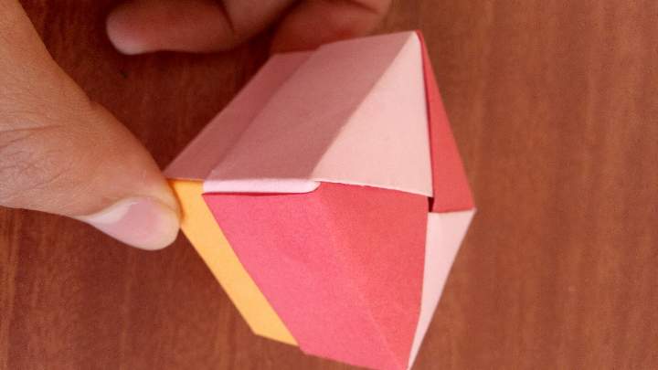 手工精致小盒子 折纸教程 第21步