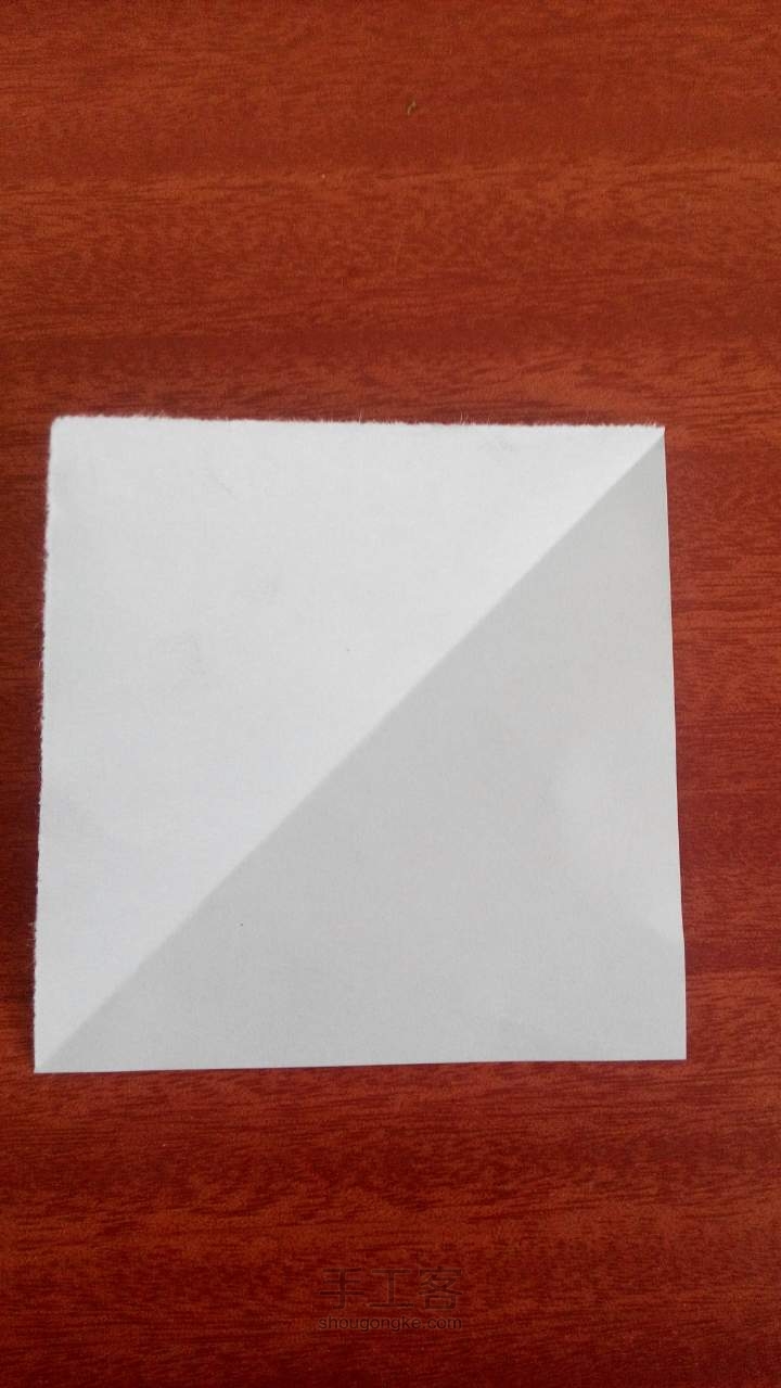 手工精致小盒子 折纸教程 第3步