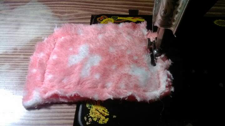 半个小时搞定的蝴蝶结洗脸发圈 第3步
