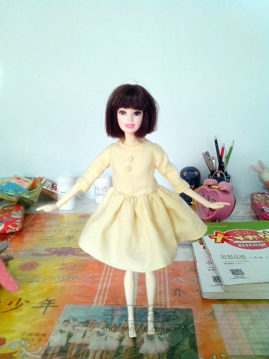 【娃衣教程】美丽的嫩黄色礼服 第5步