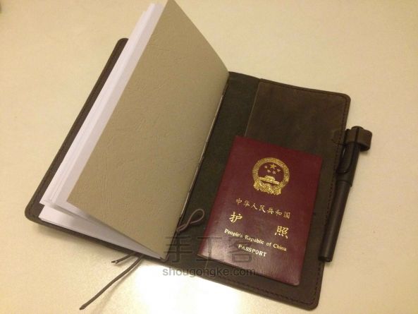 护照本&小旅行本 皮艺教程 第28步