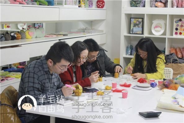来自由鸟教室做羊毛毡圣诞礼物的童鞋们 第4张