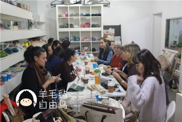 来自由鸟教室做羊毛毡圣诞礼物的童鞋们