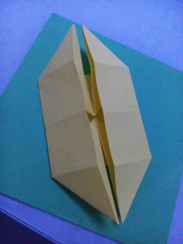 漂亮的折纸花篮 折纸教程 第4步