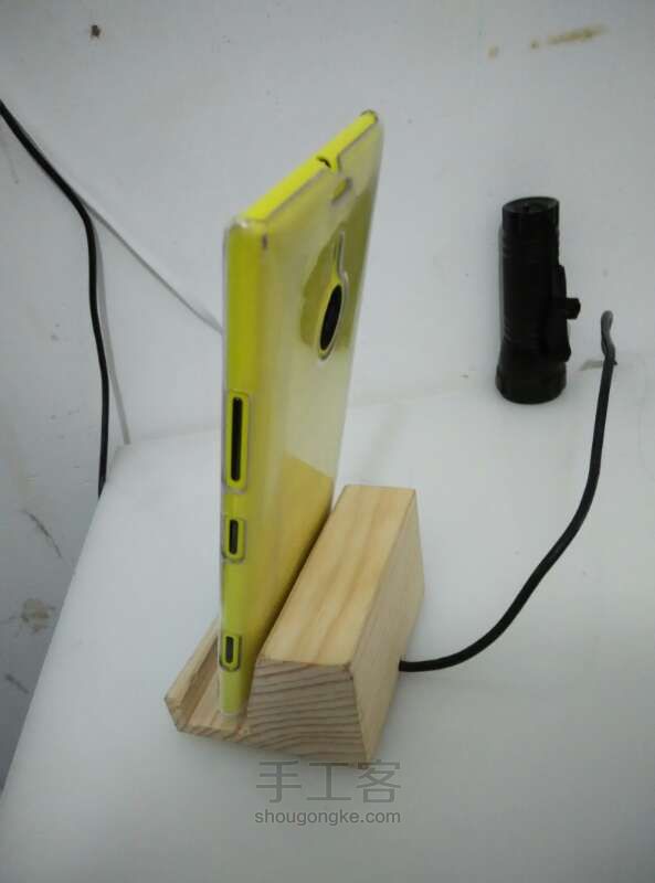 木制手机充电底座教程 第6步