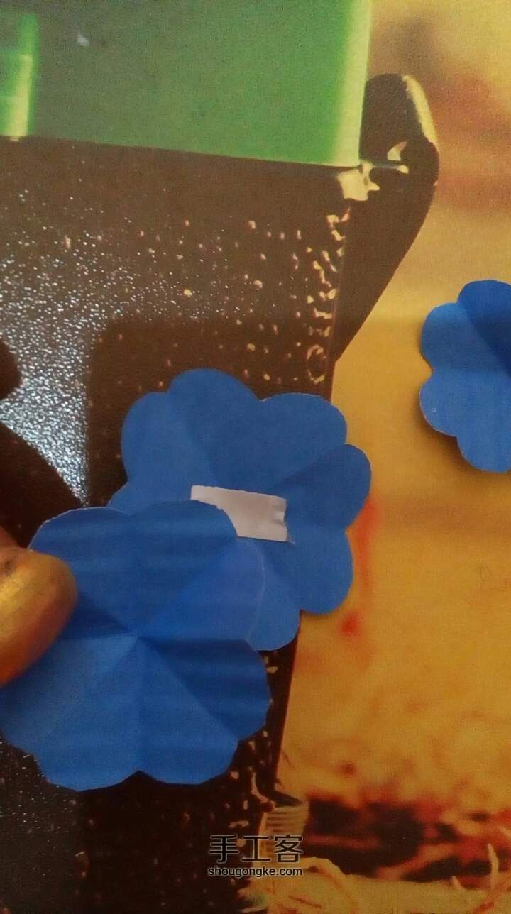 《原创》送给爸妈自创蓝色梦幻花朵教程。 第13步