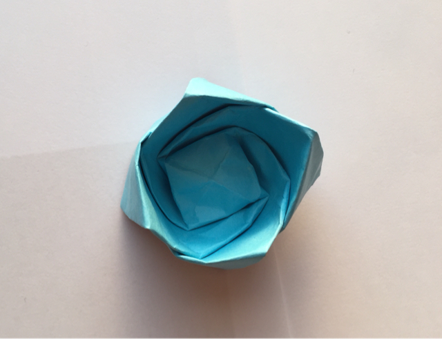 简易玫瑰折纸制作教程 第35步
