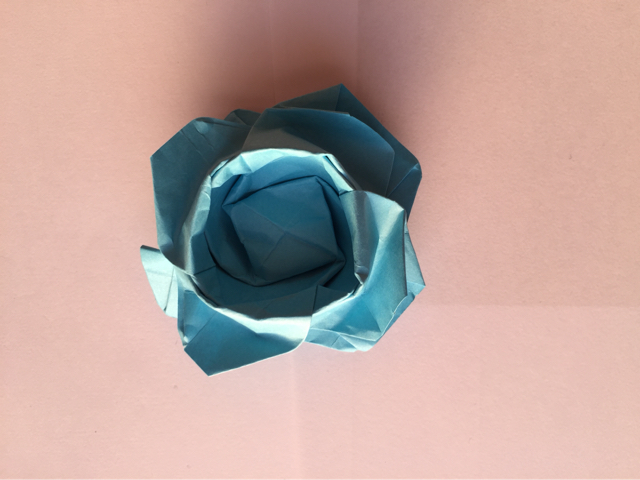 简易玫瑰折纸制作教程 第42步