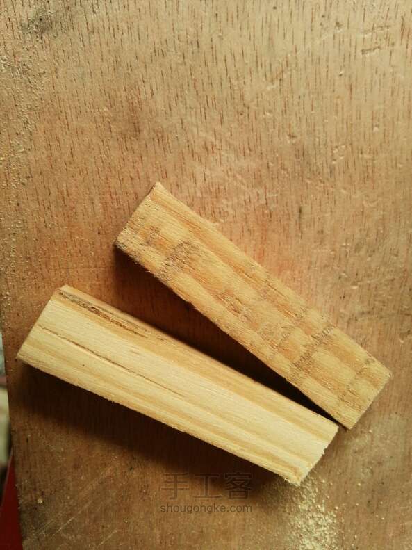 废木板旧竹筷巧妙变身手推板车制作教程 第6步