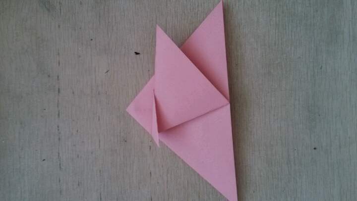 可爱兔子糖果收纳盒折纸教程 第4步