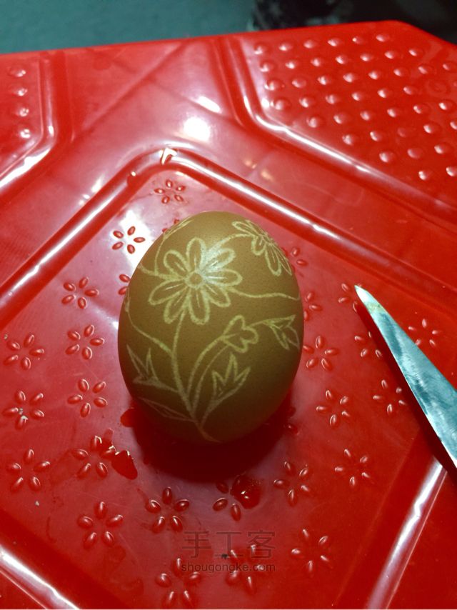 鸡蛋雕刻简单的花教程 第4步
