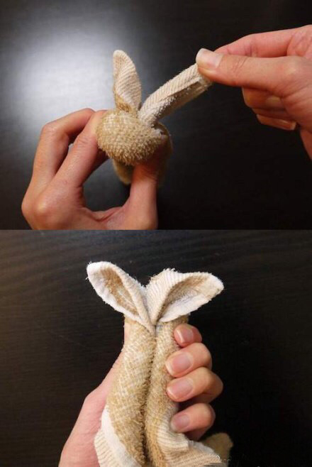 毛巾叠兔兔 第4步