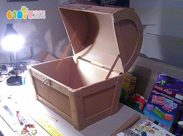做一个宝箱 纸艺教程 第9步