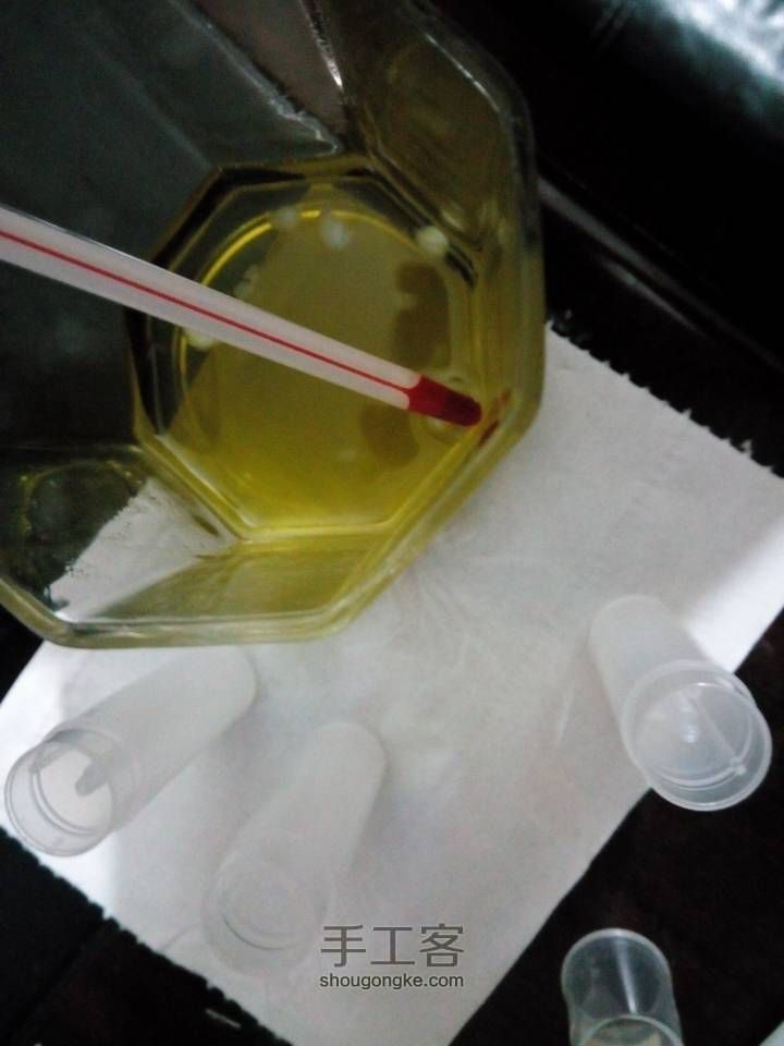 绿茶唇膏制作过程（含萃取过程） 第9步
