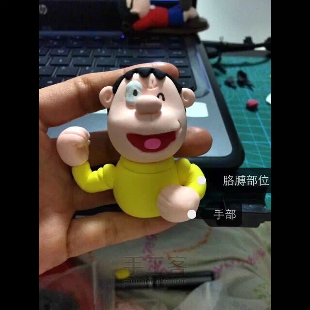 哆啦A梦胖虎粘土制作 第10步