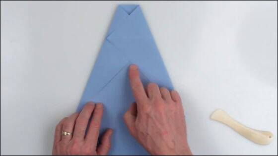 飞超远纸飞机。折纸教程 第11步