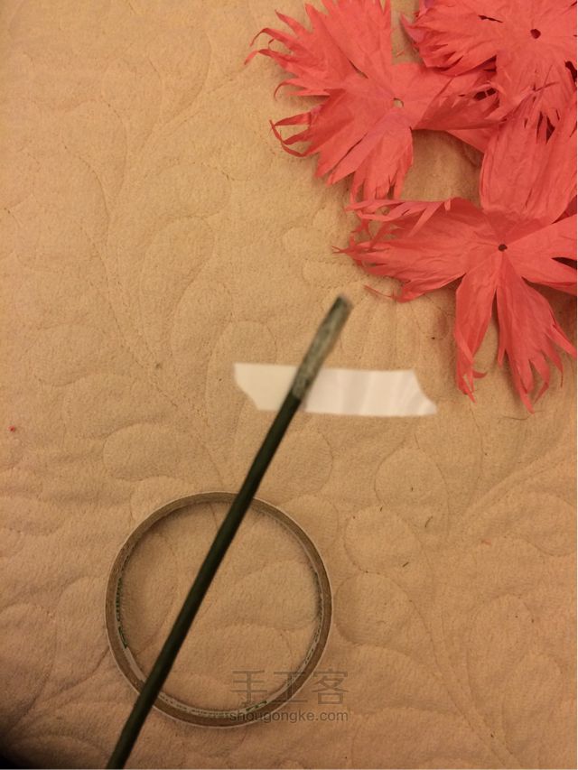手工纸花 康乃馨制作教程 第16步