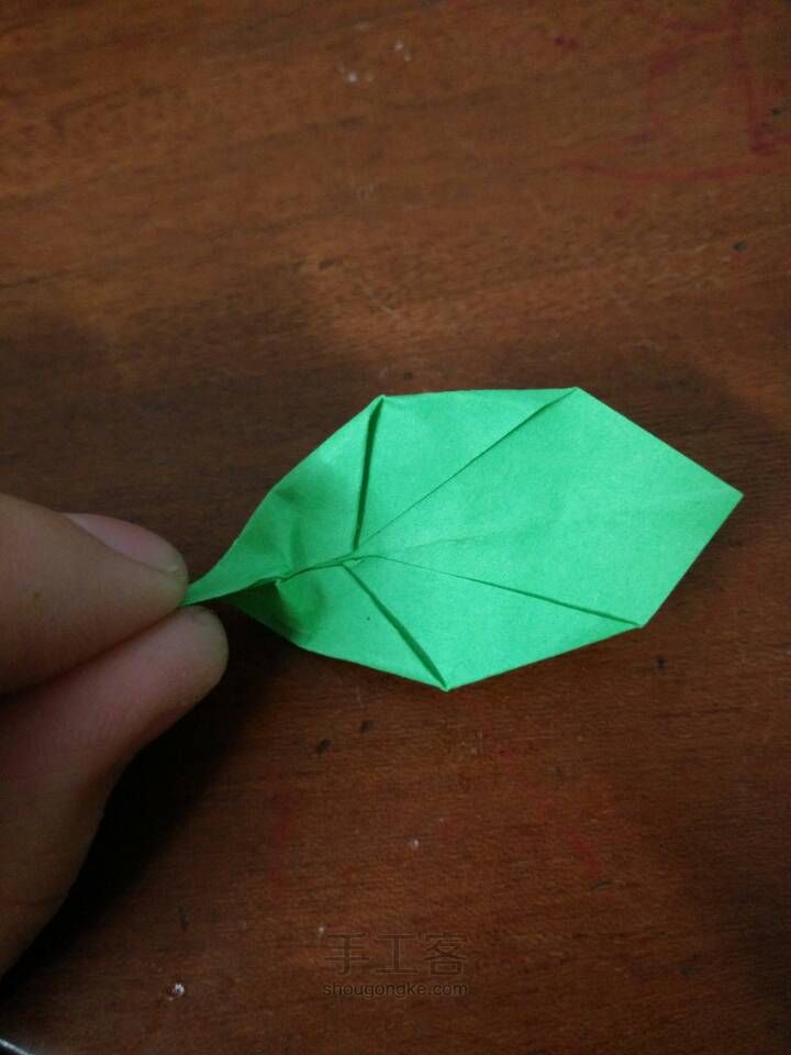 超简单纸玫瑰折纸教程 第38步