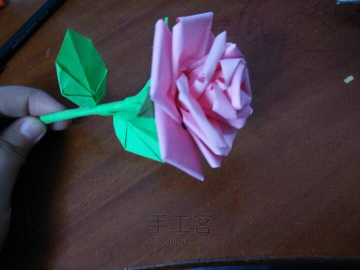 超简单纸玫瑰折纸教程 第39步