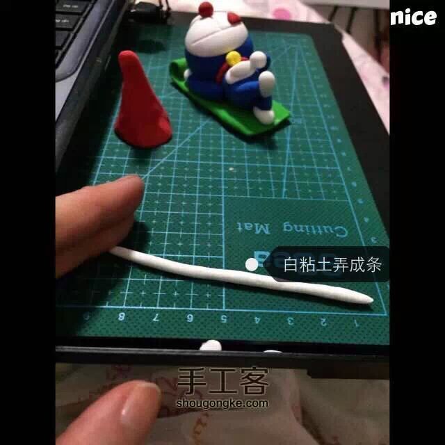 圣诞哆啦A梦制作教程 第24步