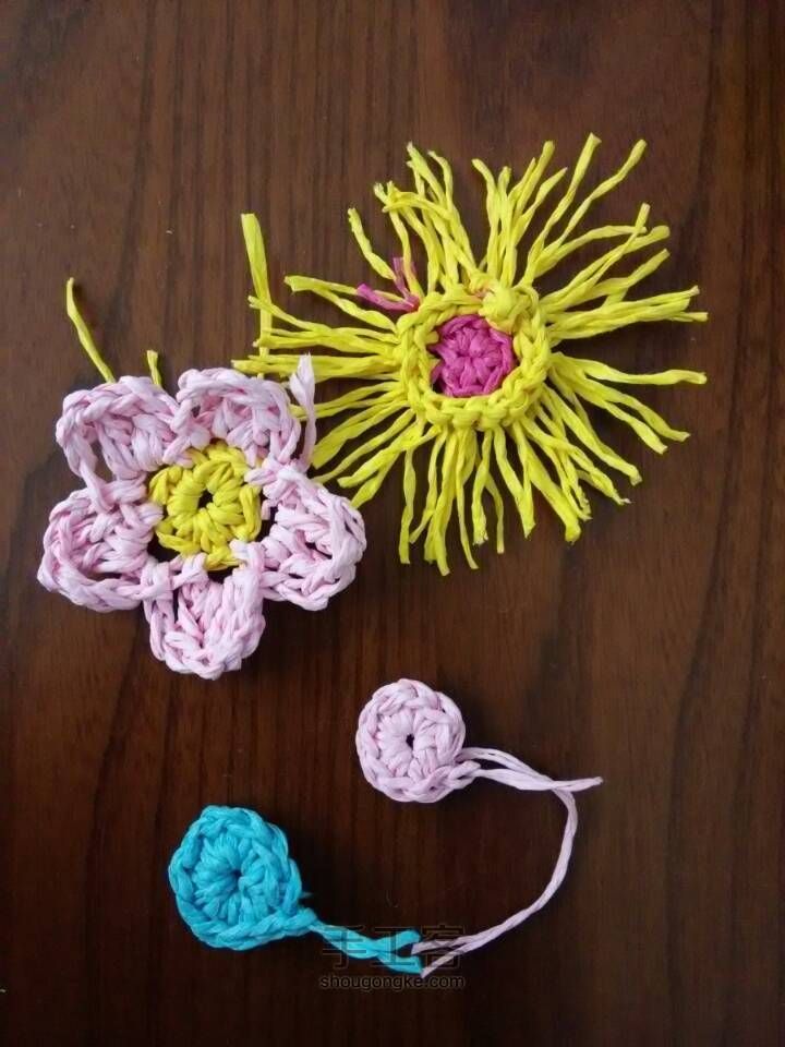 纸藤手钩花环制作教程 第9步