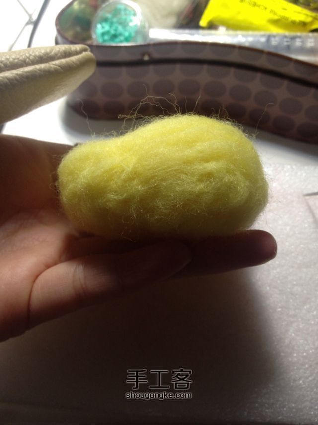 【羊毛毡车挂饰】寂寞的鸭子 第2步