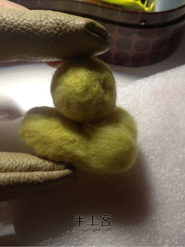 【羊毛毡车挂饰】寂寞的鸭子 第5步